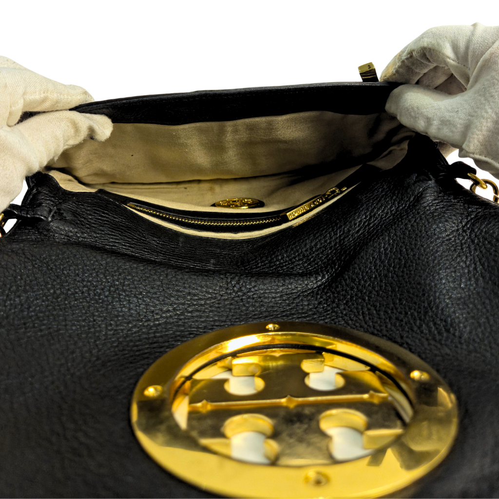 Tory Burch Amanda Logo Clutch