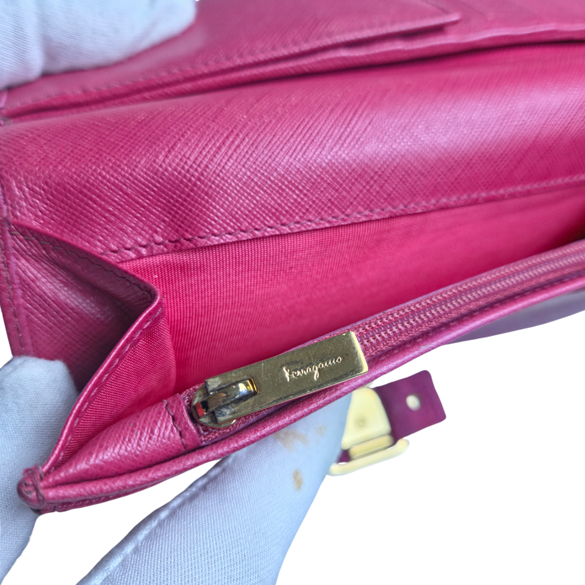 Salvatore Ferragamo Vara Bow Wallet